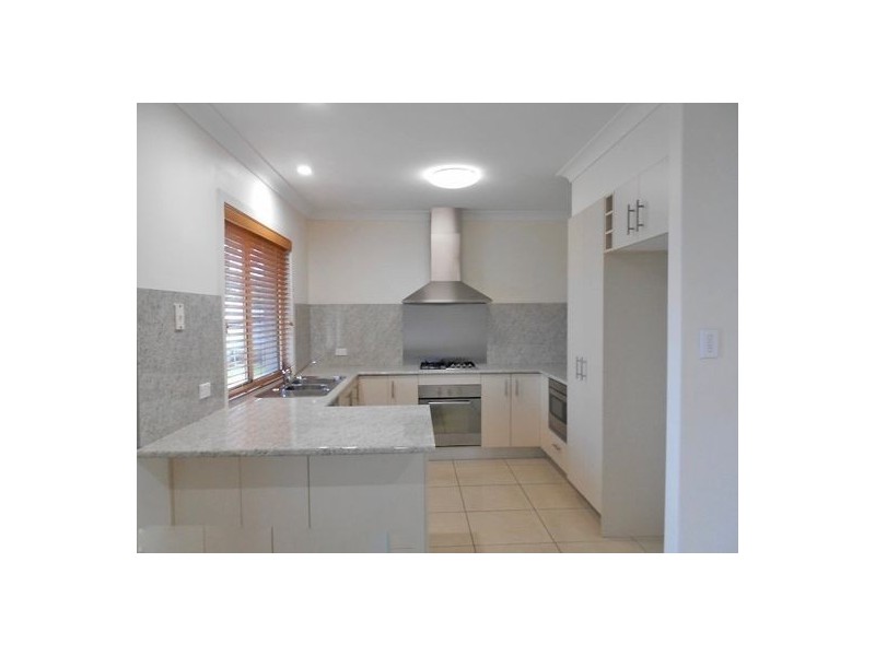 15 Wombat Place, Morayfield QLD 4506