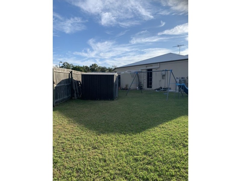 15 Wombat Place, Morayfield QLD 4506