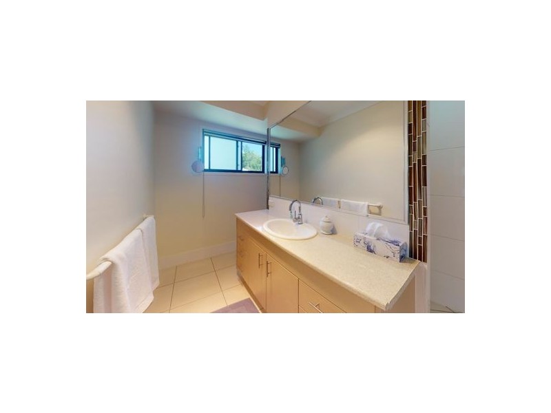 4 Kerry Close, Bellmere QLD 4510