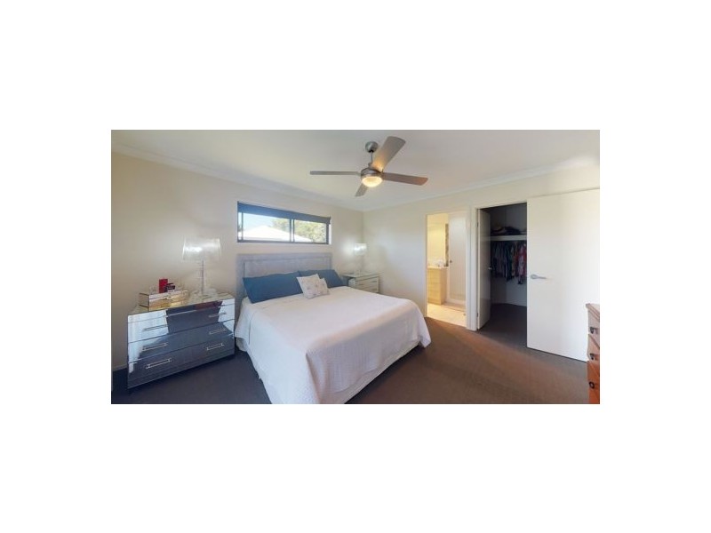 4 Kerry Close, Bellmere QLD 4510