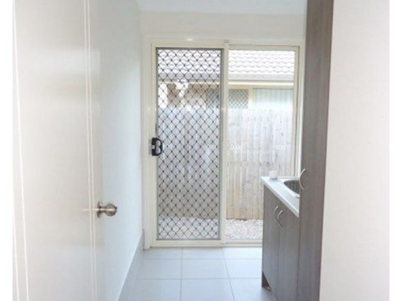 35 Newmarket Drive, Morayfield QLD 4506