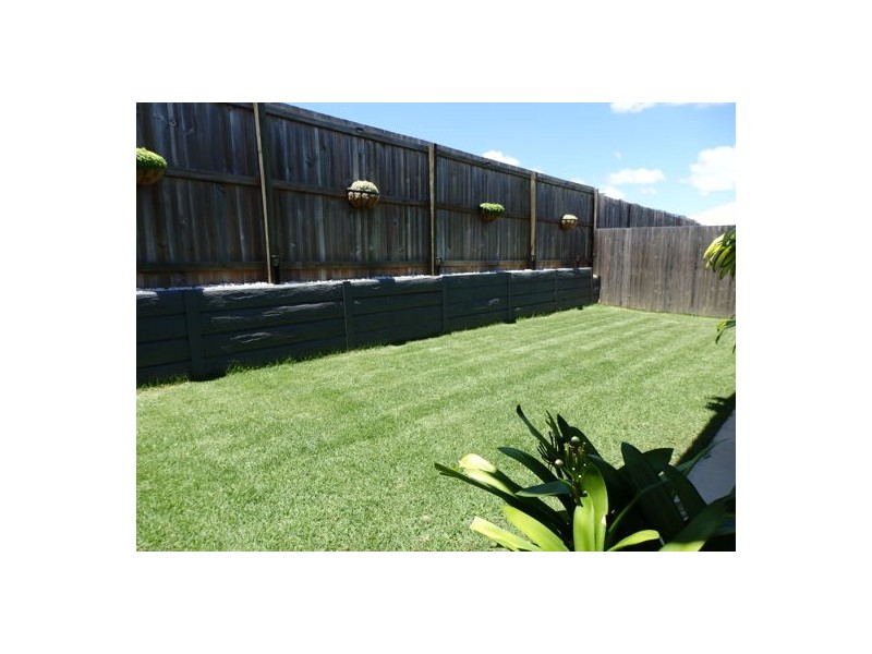 59 Lakeview Road, Morayfield QLD 4506
