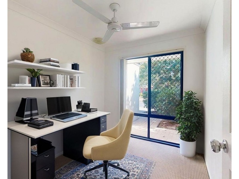 5 Marilyn Place, Morayfield QLD 4506