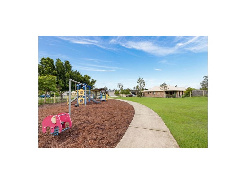 57 Bluestar Cct, Caboolture QLD 4510