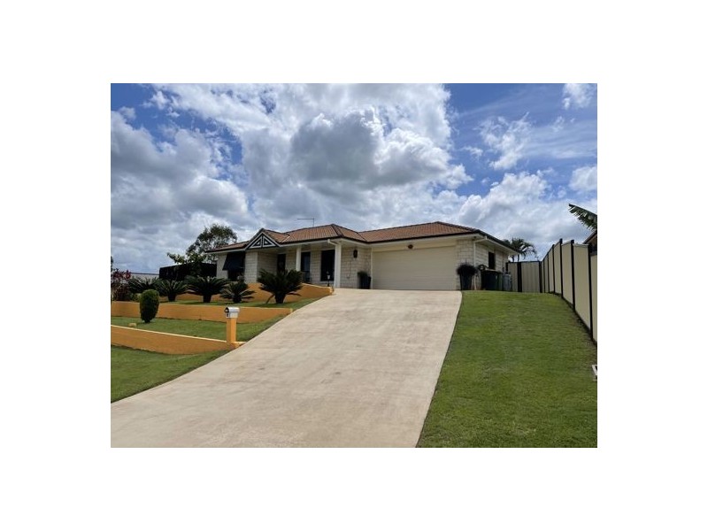 12 Crestridge Crescent, Morayfield QLD 4506