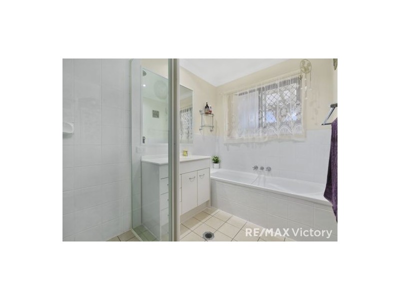 12 Crestridge Crescent, Morayfield QLD 4506