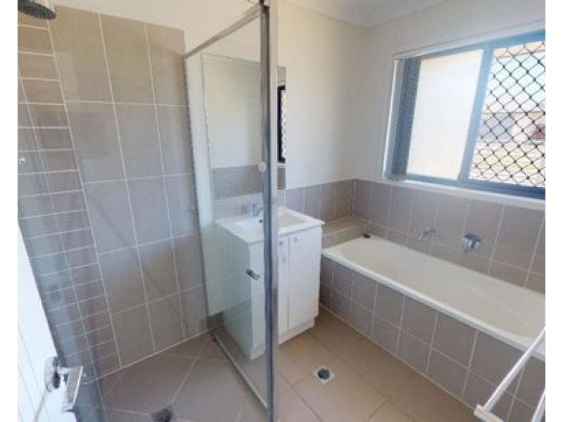 1/34 Berry Street, Caboolture South QLD 4510