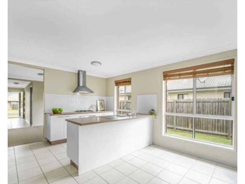7 Staaten Street, Burpengary QLD 4505