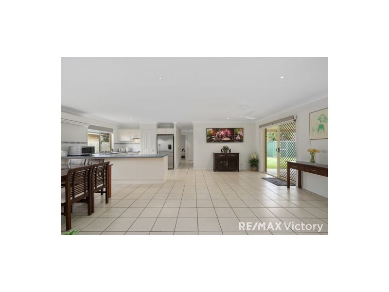34 Pauls Rd, Upper Caboolture QLD 4510
