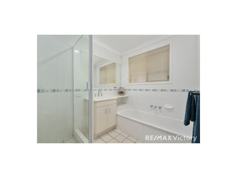 34 Pauls Rd, Upper Caboolture QLD 4510