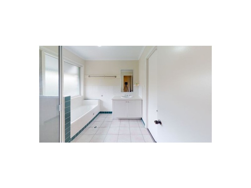 87 Graham Road, Morayfield QLD 4506