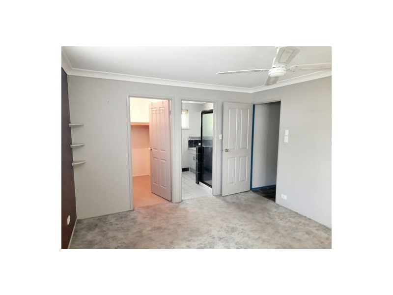 70 Kauri Ct, Woodford QLD 4514