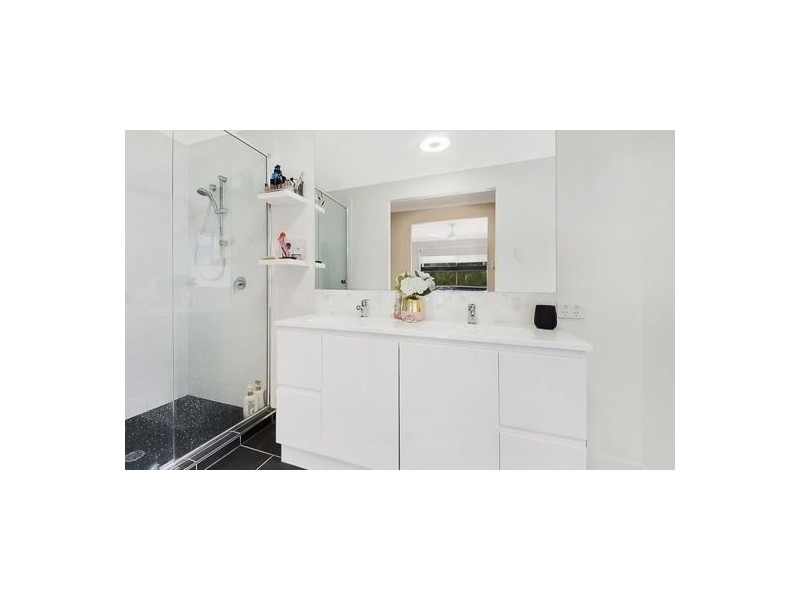 141 Summerfields Drive, Caboolture QLD 4510