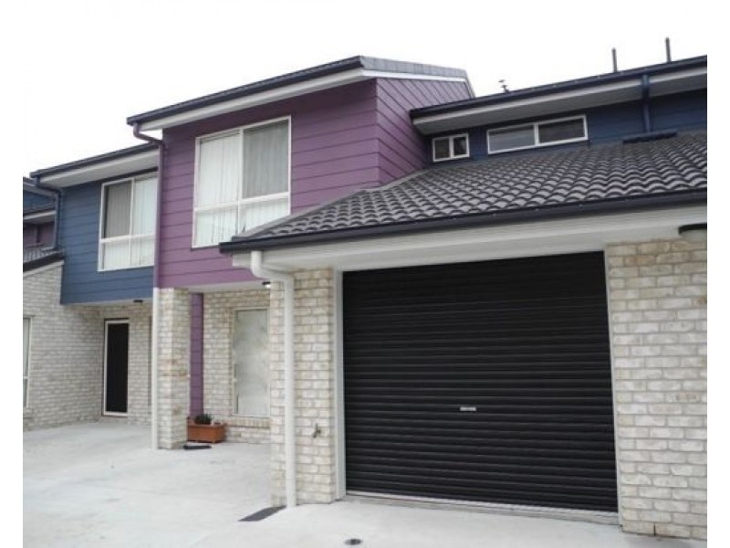 8/3 Charles Street, Caboolture QLD 4510