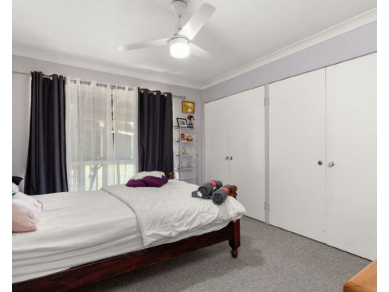 68 Kauri Ct, Woodford QLD 4514