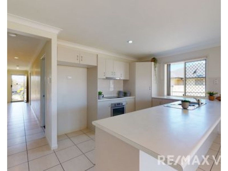 38 Renmark Crescent, Caboolture South QLD 4510