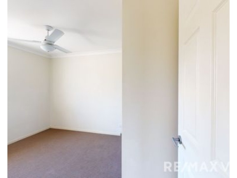 38 Renmark Crescent, Caboolture South QLD 4510