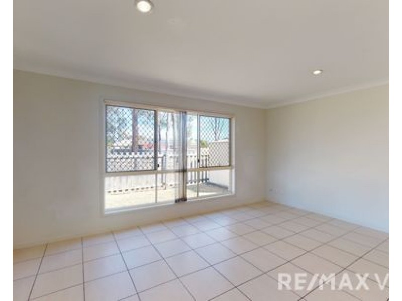 38 Renmark Crescent, Caboolture South QLD 4510