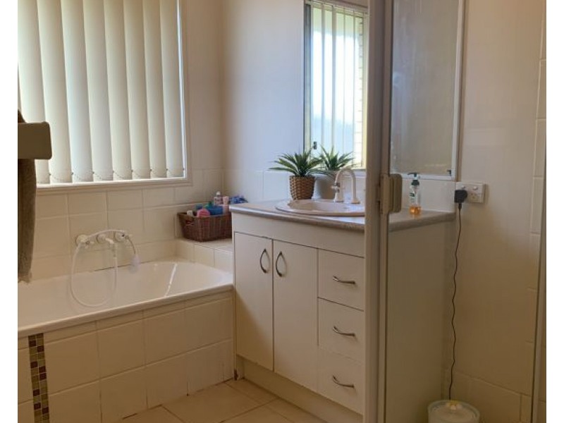 35 Schofield Circuit, Caboolture QLD 4510