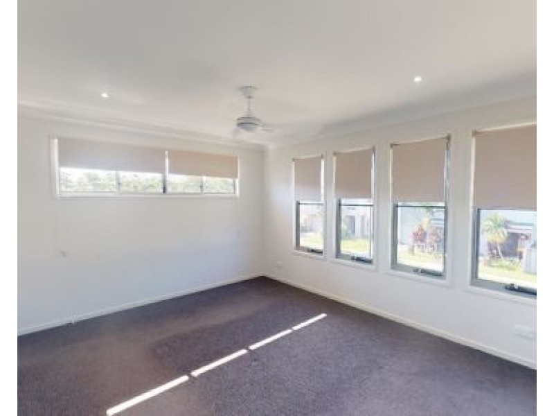 9 Pademelon Circuit, North Lakes QLD 4509