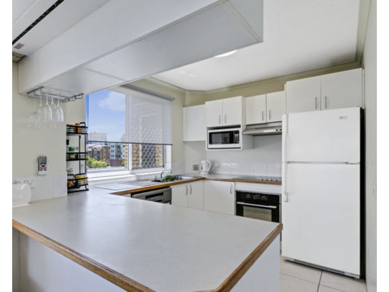 11/33 Burgess St, Kings Beach QLD 4551