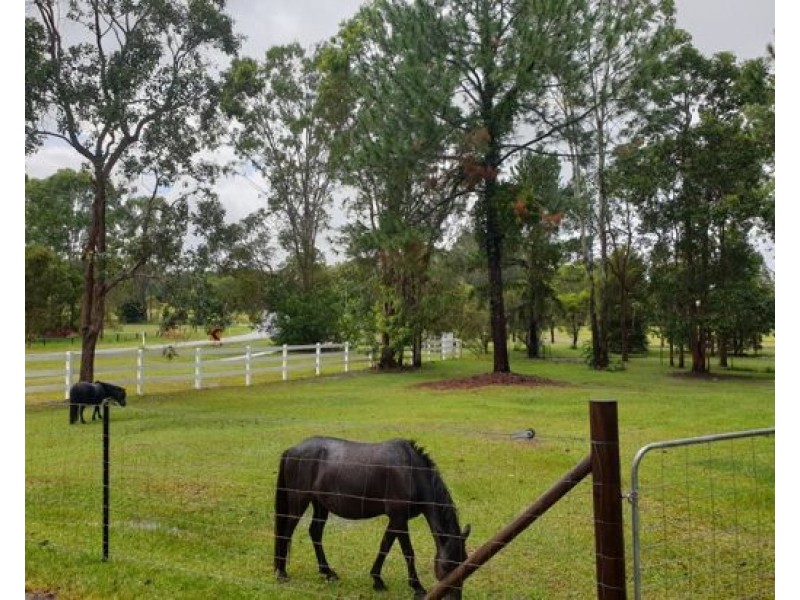 335-337 Markwell Road, Caboolture QLD 4510