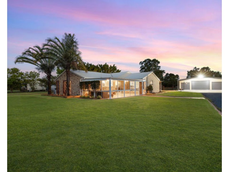 143 Thornbill Drive, Upper Caboolture QLD 4510