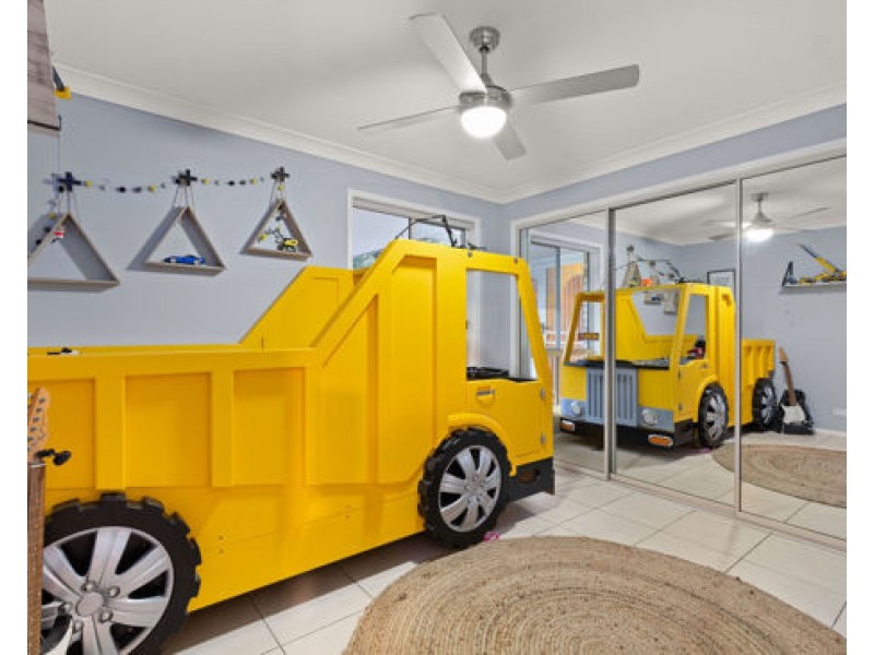 143 Thornbill Drive, Upper Caboolture QLD 4510