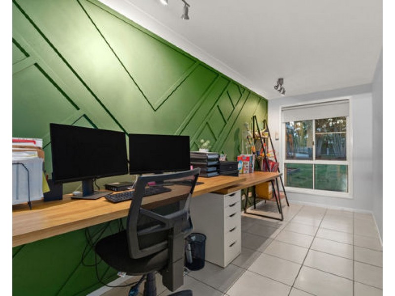 143 Thornbill Drive, Upper Caboolture QLD 4510