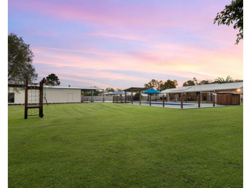 143 Thornbill Drive, Upper Caboolture QLD 4510