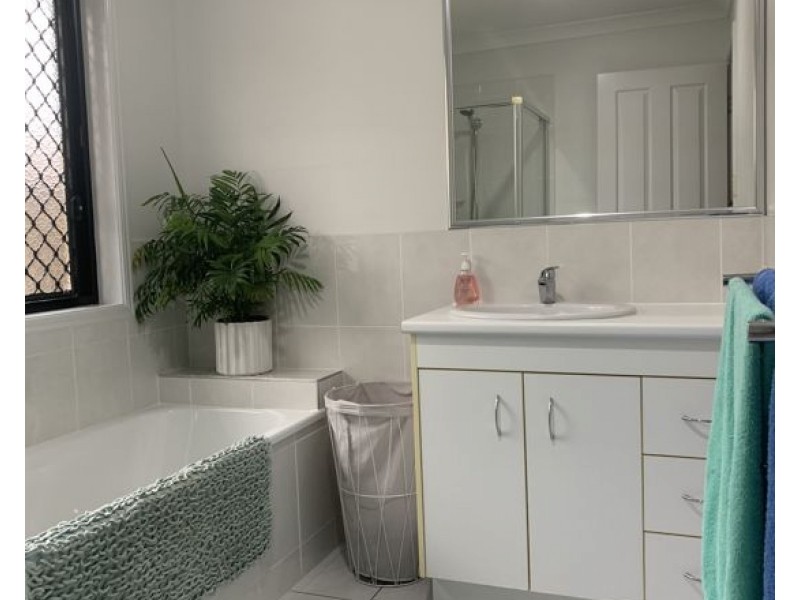 7 Kleo Court, Caboolture QLD 4510