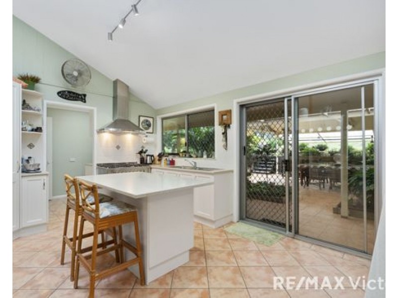 82 Collins Street, Moorina QLD 4506