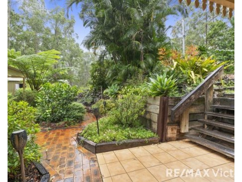 82 Collins Street, Moorina QLD 4506