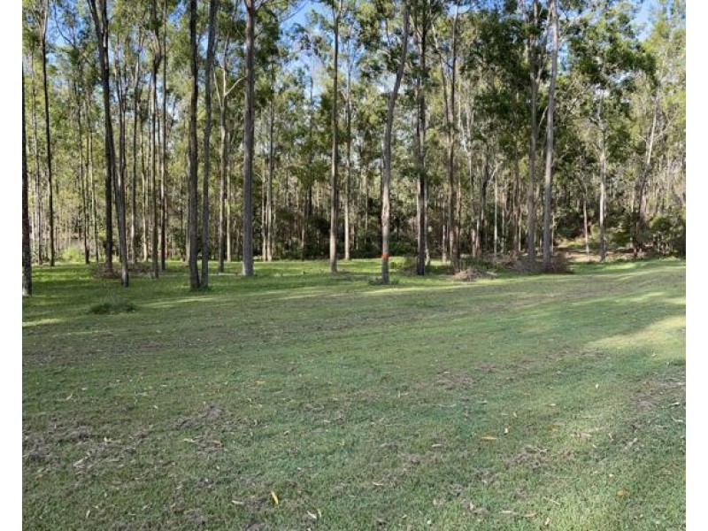 82 Collins Street, Moorina QLD 4506