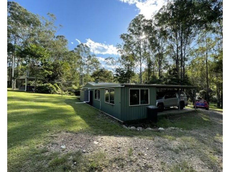 82 Collins Street, Moorina QLD 4506