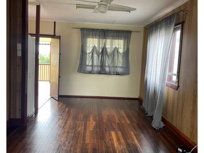 125 Hoskins Street, Sandgate QLD 4017