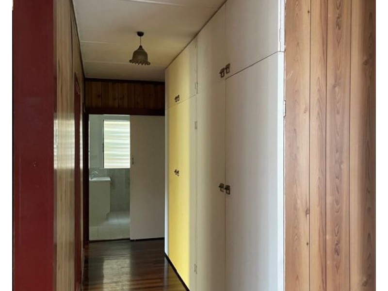 125 Hoskins Street, Sandgate QLD 4017