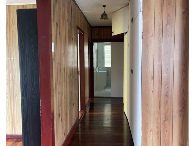 125 Hoskins Street, Sandgate QLD 4017