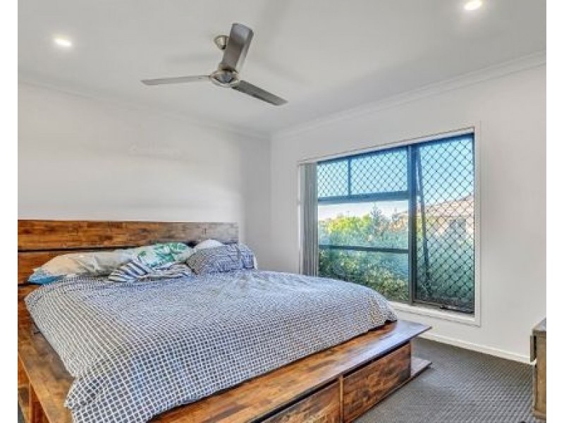 4 Rosewood Street, Caboolture South QLD 4510