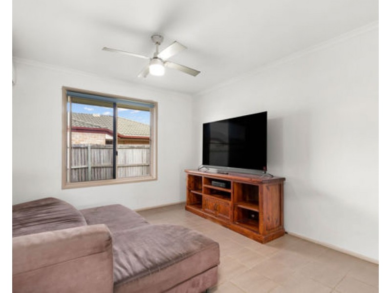 27 Cadaga Place, Caboolture QLD 4510