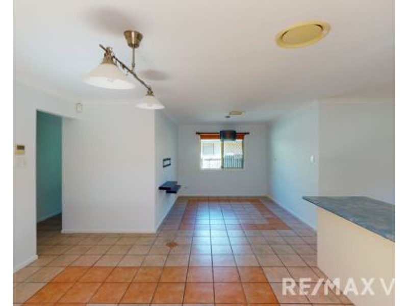 37 Cambridge Crescent, Fitzgibbon QLD 4018