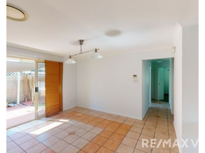 37 Cambridge Crescent, Fitzgibbon QLD 4018