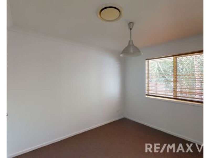37 Cambridge Crescent, Fitzgibbon QLD 4018