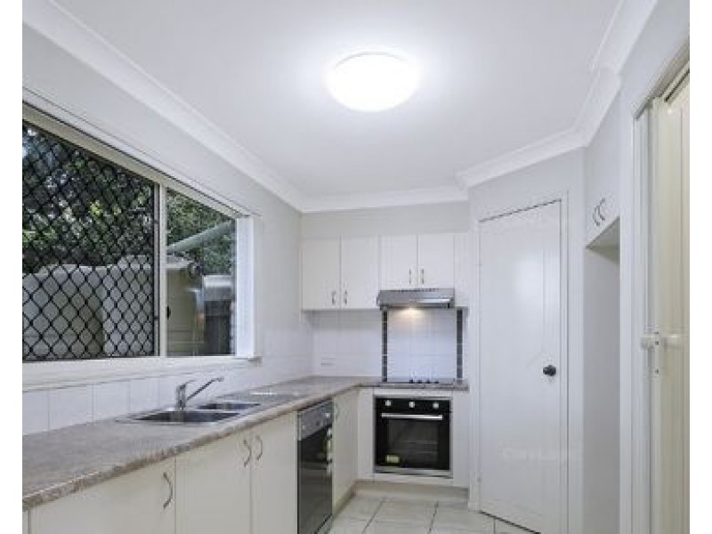 8/3 Charles Street, Caboolture QLD 4510