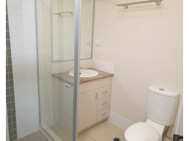 6/3 Charles Street, Caboolture QLD 4510