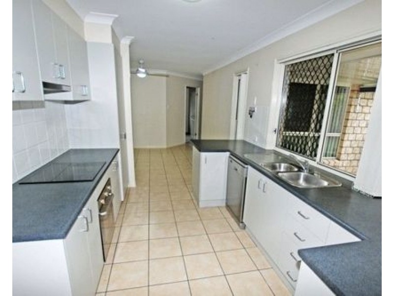 5 BILBERRY COURT, Upper Caboolture QLD 4510