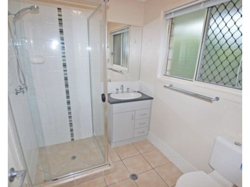 5 BILBERRY COURT, Upper Caboolture QLD 4510