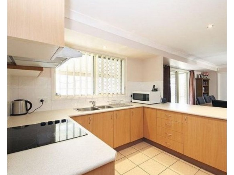 18 Murraya Drive, Morayfield QLD 4506