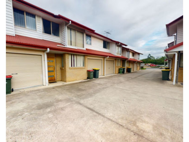 3/15 Lower King Street, Caboolture QLD 4510