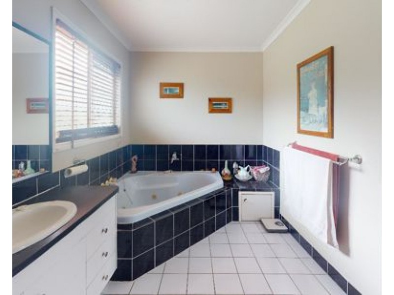 1-3 Vine Crescent, Elimbah QLD 4516